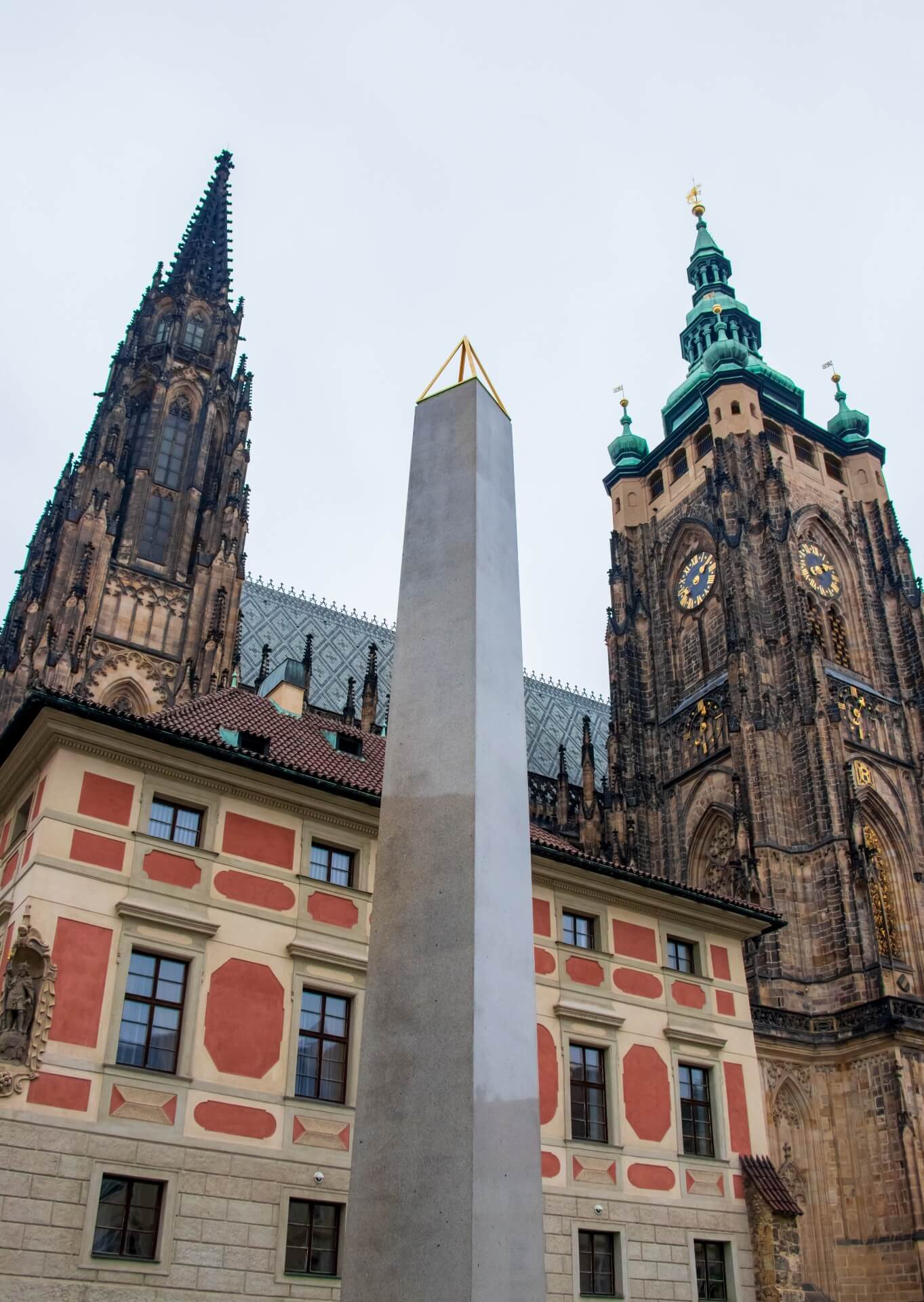 Wrocławskie Opowieści z Minionych Lat: Ciekawostki, Które Kształtują Miasto